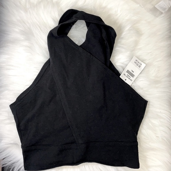 🪲 NWT Hollister tank top - Picture 1 of 3